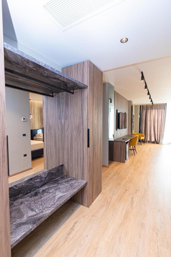 Esbjerg Hotel Vlorë Esterno foto